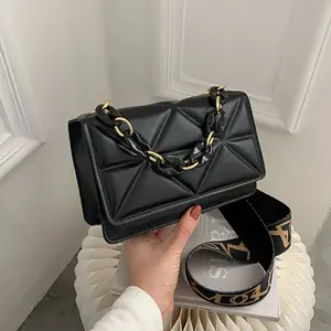 سعة كبيرة حقيبة كتف المرأة أنثى موضة حقائب يد كاجوال بولي Leather الجلود Crossobdy مخلب رفرف حقيبة الشارع الشهير الإكسسوارات